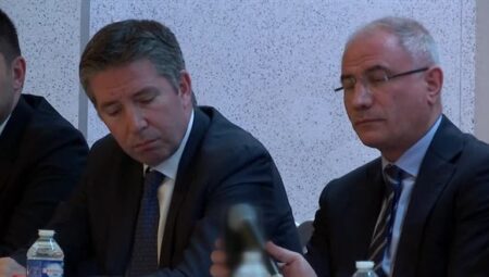 Cumhurbaşkanı Erdoğan, Paris’teki Türk vatandaşlarına telefonda seslendi