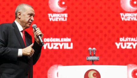 AK Parti sahaya iniyor: Erdoğan seçim beyannamesi açıklayacak