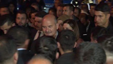 İçişleri Bakanı Soylu, Ülkü Ocakları İstanbul İl Başkanlığını ziyaret etti