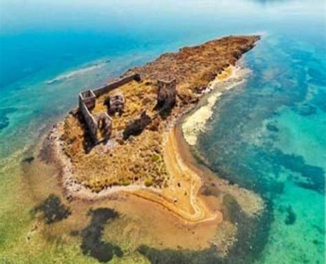 Cunda Adası'nda Mutlaka Ziyaret Edilmesi Gereken Mekanlar